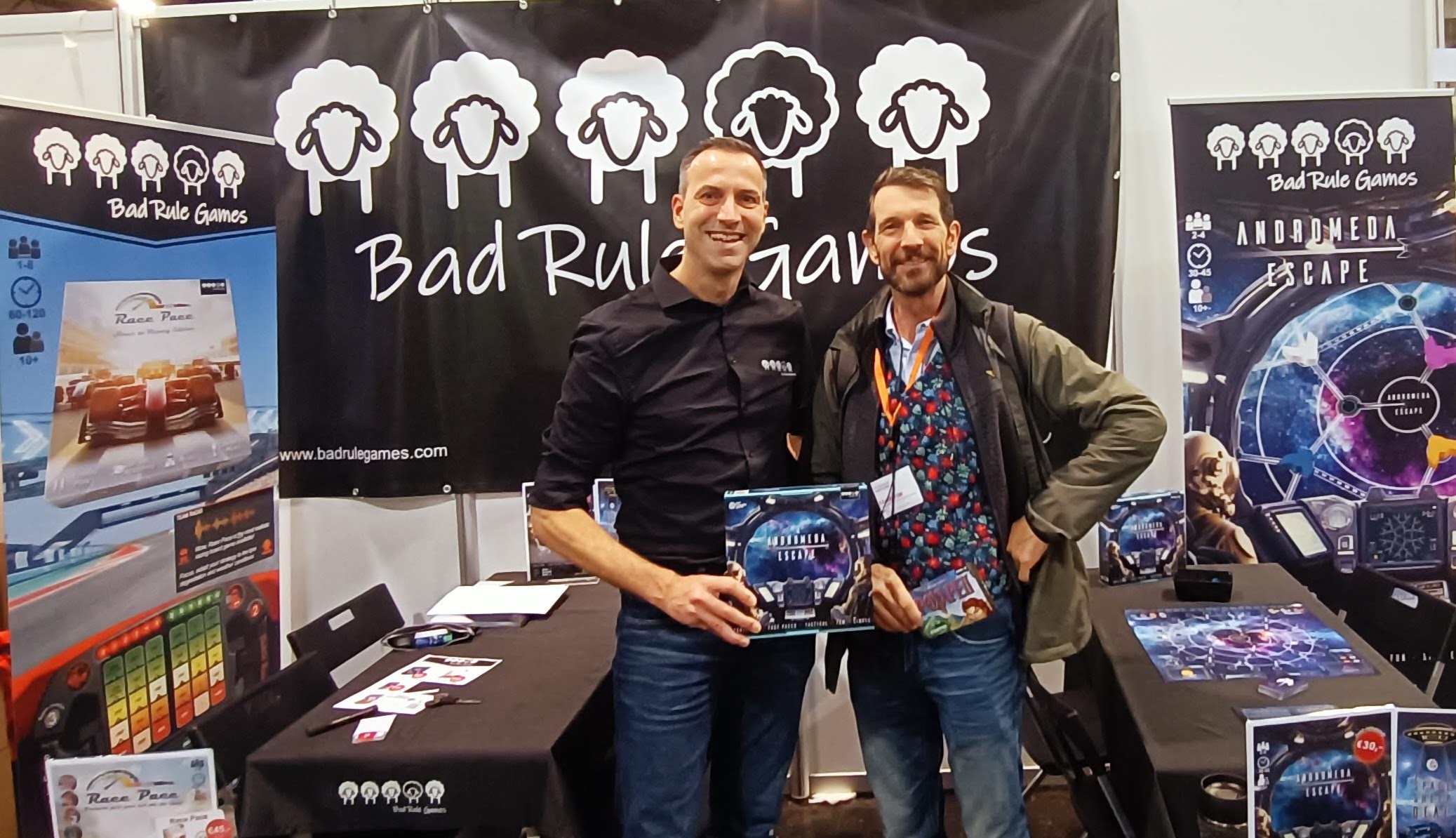 madilo.games, Project Penguin, Spiel25, Speedpitching Essen, gamedesign, samen met Bad Rule games met zijn nieuwe spel Andromeda Escape